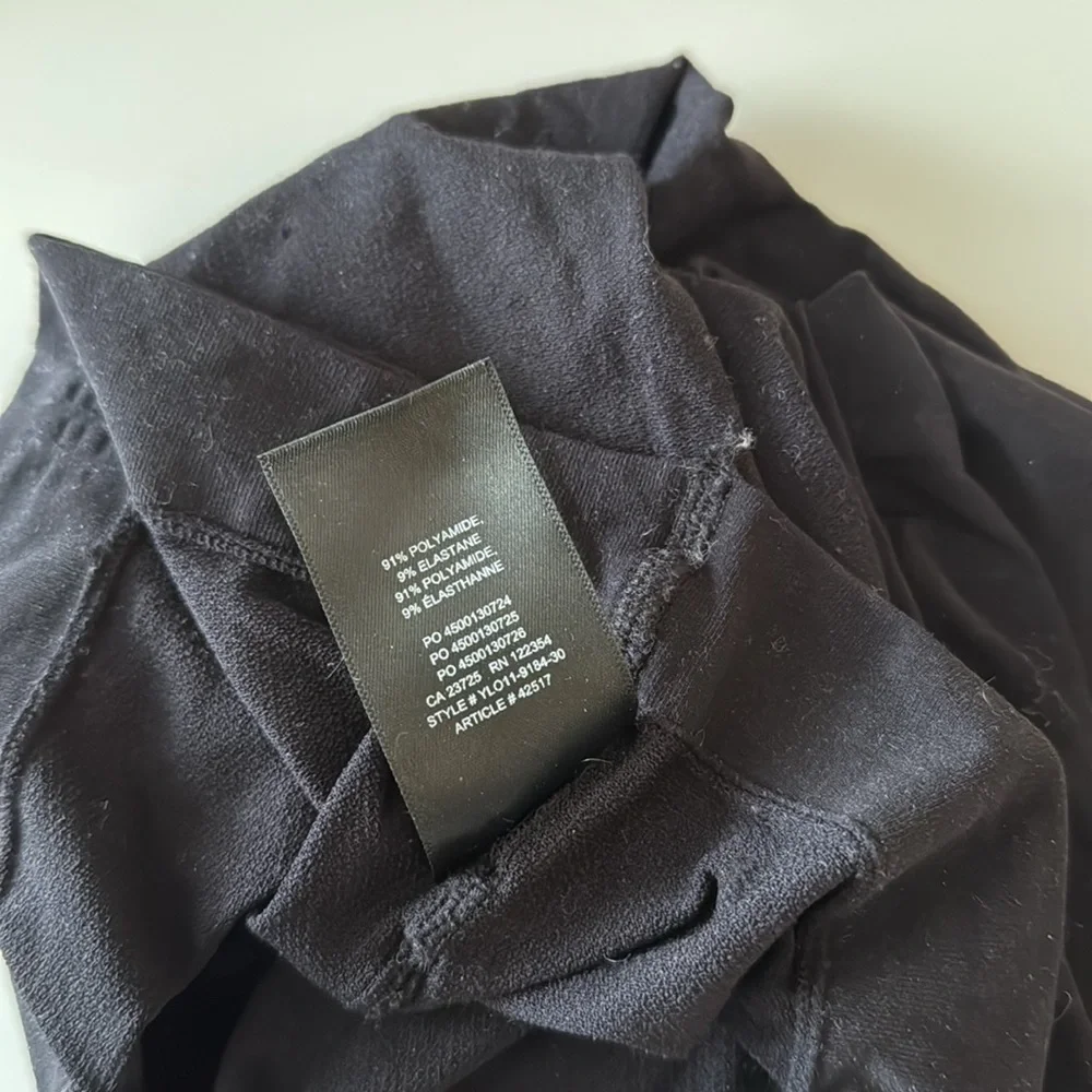 Aritzia Main Character Black Opaque Tights S/M